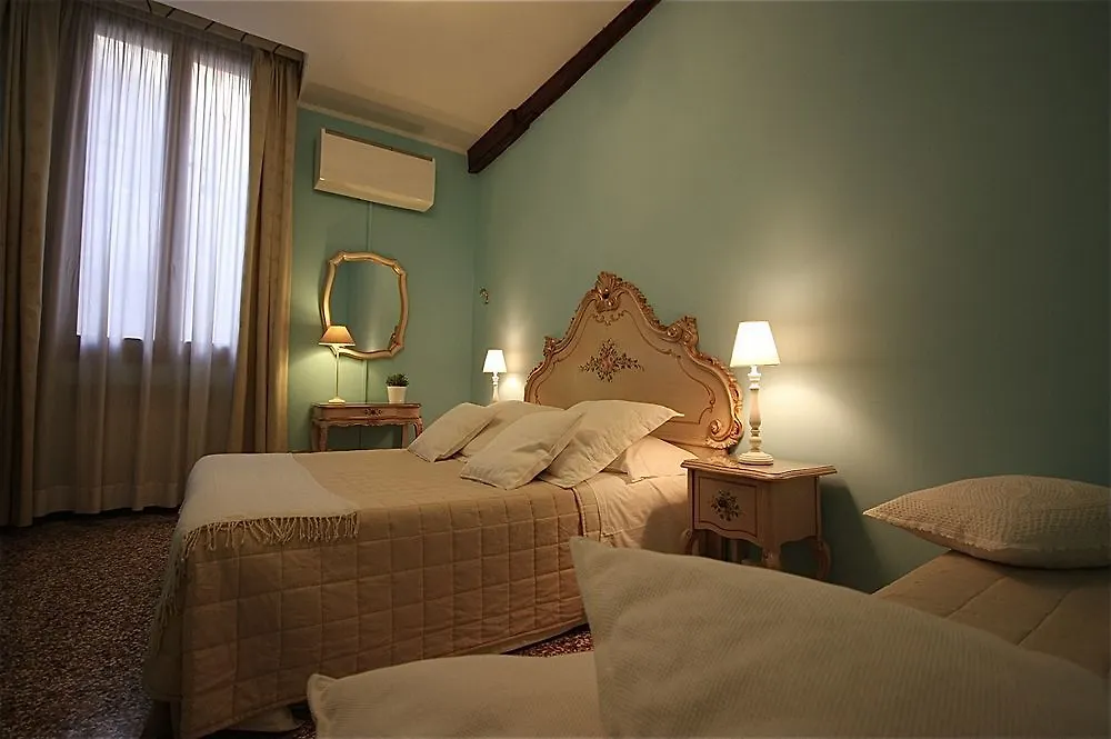** Konukevi Residenza Al Pozzo Otel Venedik İtalya